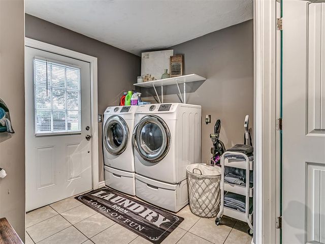 418 W Grimes Avenue, Cashion, OK 73016