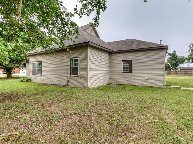 418 W Grimes Avenue, Cashion, OK 73016
