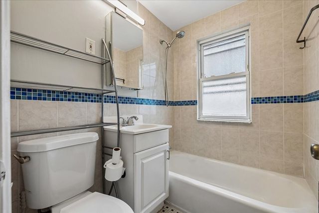 48 Newman Rd 48, Malden, MA 02148