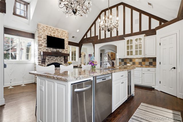 2603 E 22nd Place, Tulsa, OK 74114