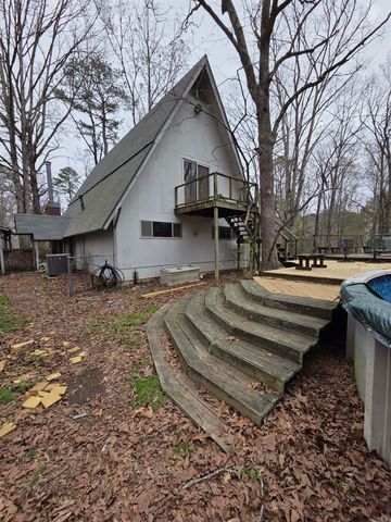 2309 Gwin Ln, Benton, AR 72019