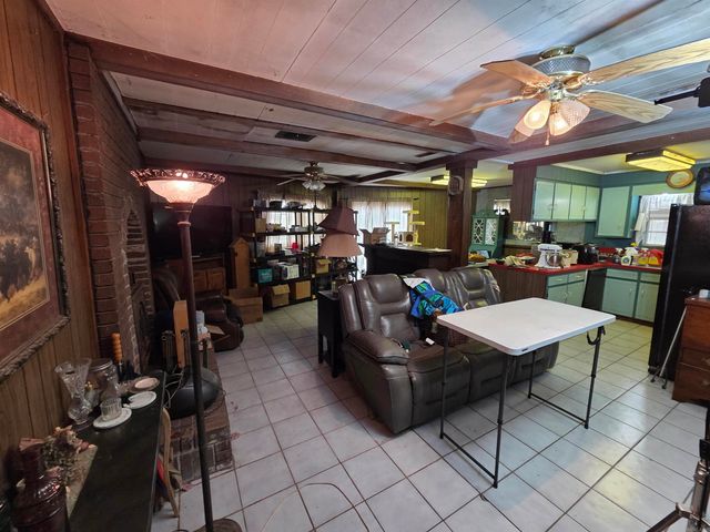 2309 Gwin Ln, Benton, AR 72019