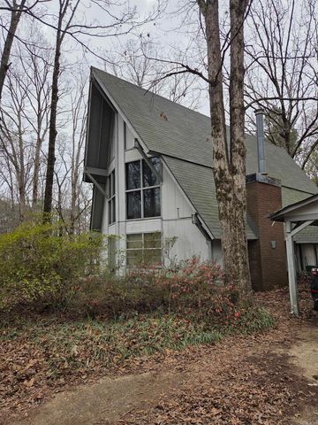 2309 Gwin Ln, Benton, AR 72019