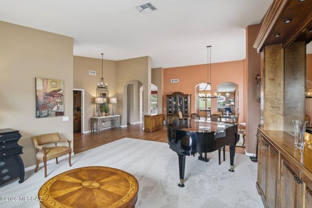 37850 S Rolling Hills Drive, Saddlebrooke, AZ 85739
