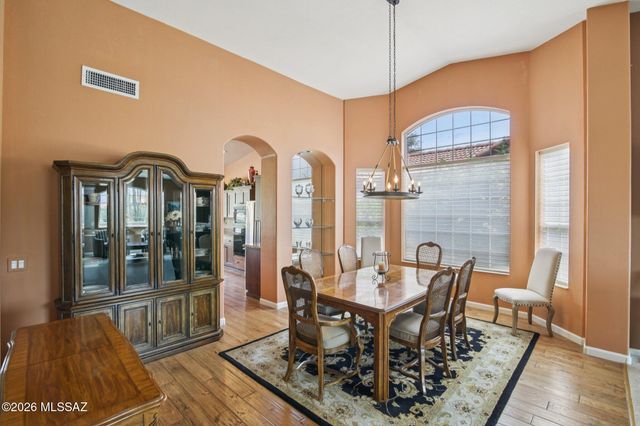 37850 S Rolling Hills Drive, Saddlebrooke, AZ 85739