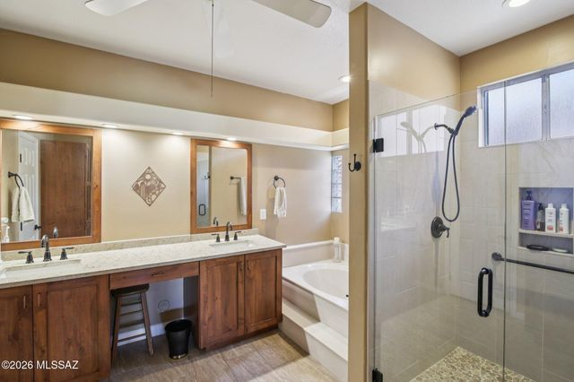 37850 S Rolling Hills Drive, Saddlebrooke, AZ 85739