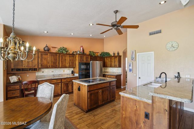 37850 S Rolling Hills Drive, Saddlebrooke, AZ 85739