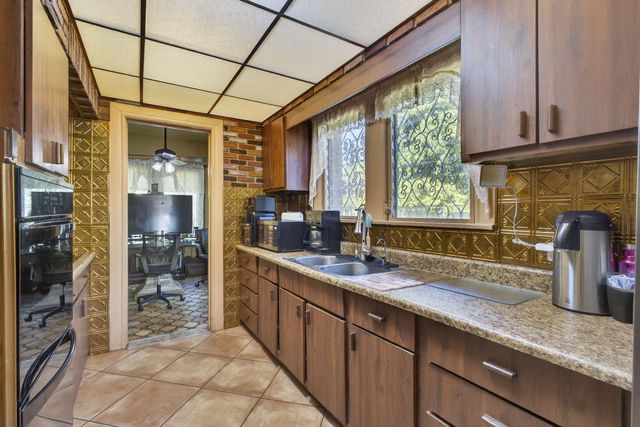 445 29th Street, West Palm Beach, FL 33407