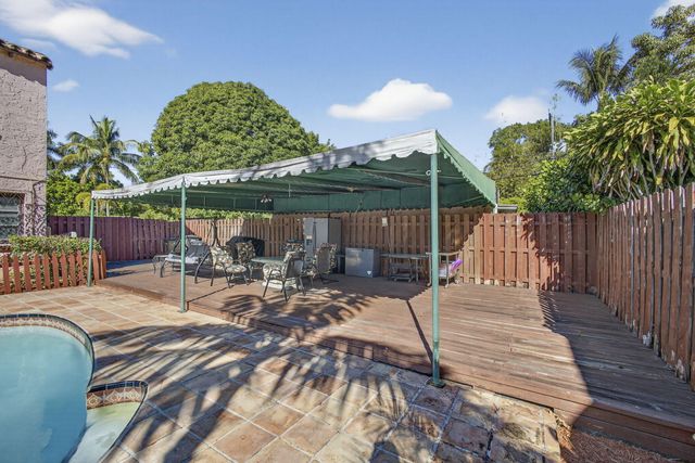 445 29th Street, West Palm Beach, FL 33407