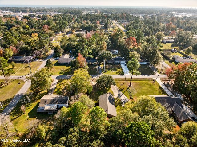 34 40th Street, Gulfport, MS 39507