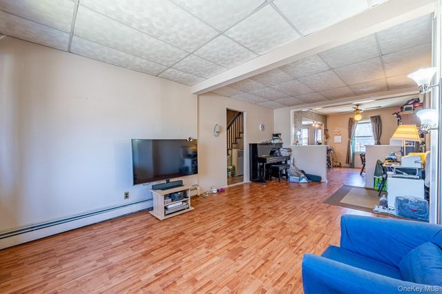 1588 Hone Avenue, Bronx, NY 10461