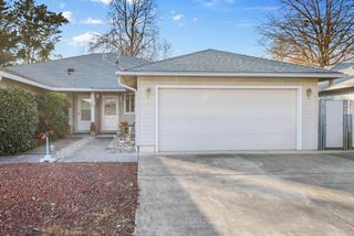 533 Brittni Lane, Central Point, OR 97502