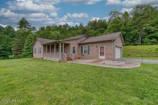 200 Gold Leaf Lane, Murphy, NC 28906