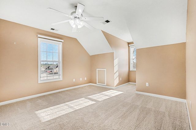 1212 Thistle Gold Drive, Hope Mills, NC 28348