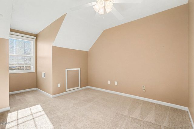 1212 Thistle Gold Drive, Hope Mills, NC 28348