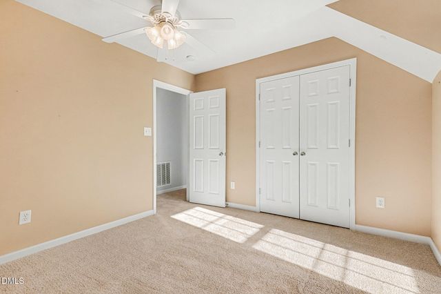 1212 Thistle Gold Drive, Hope Mills, NC 28348