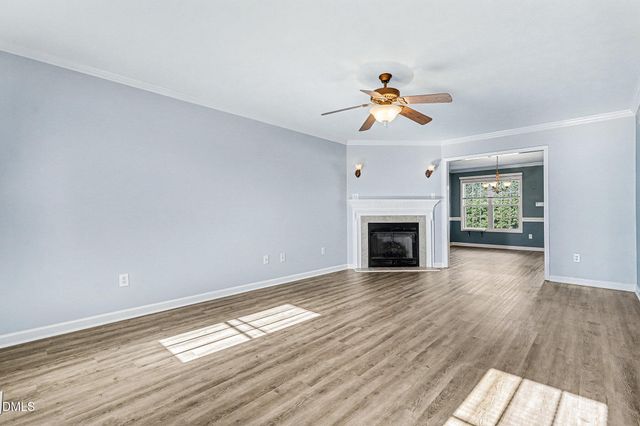 1212 Thistle Gold Drive, Hope Mills, NC 28348