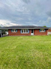 192 W Mason Avenue, Danville, KY 40422