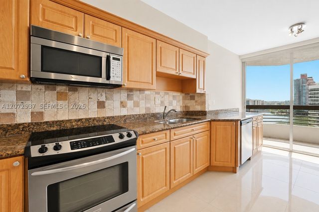 19101 NE 36TH CT 1602, Aventura, FL 33180