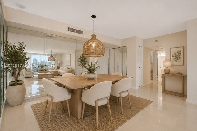 19101 NE 36TH CT 1602, Aventura, FL 33180