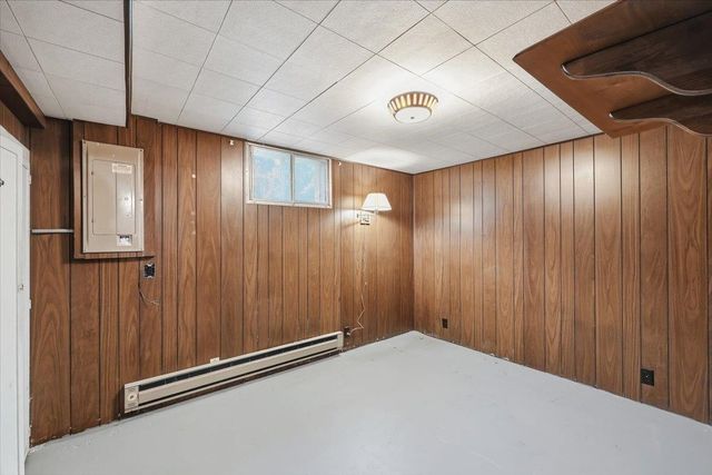 1027 E 17th Ave, Spokane, WA 99203