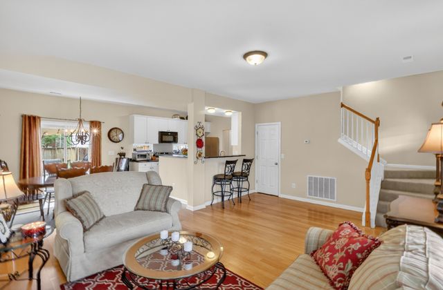 95 Villa Way, Hendersonville, TN 37075