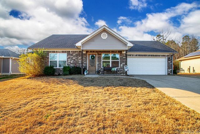 1025 Heritage Way, Benton, AR 72019