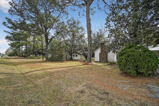 2137 N Highway 17 North, Bonneau, SC 29431