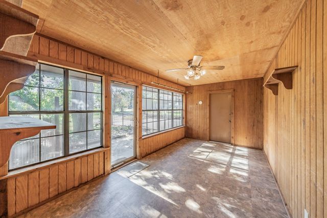 501 Lazy B Lane, Springtown, TX 76082