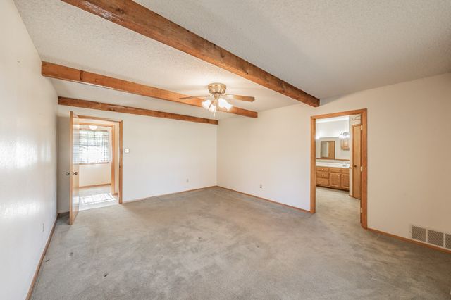 501 Lazy B Lane, Springtown, TX 76082