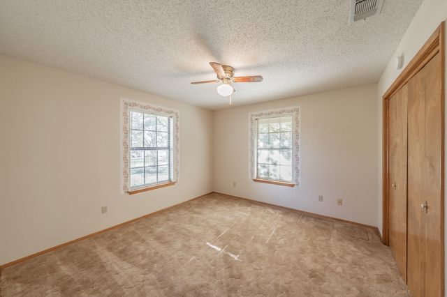 501 Lazy B Lane, Springtown, TX 76082