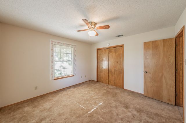 501 Lazy B Lane, Springtown, TX 76082