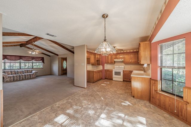 501 Lazy B Lane, Springtown, TX 76082