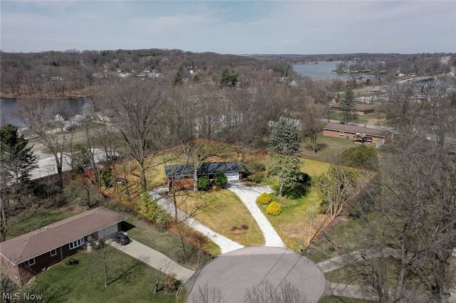 3844 Uncas Drive, Akron, OH 44319