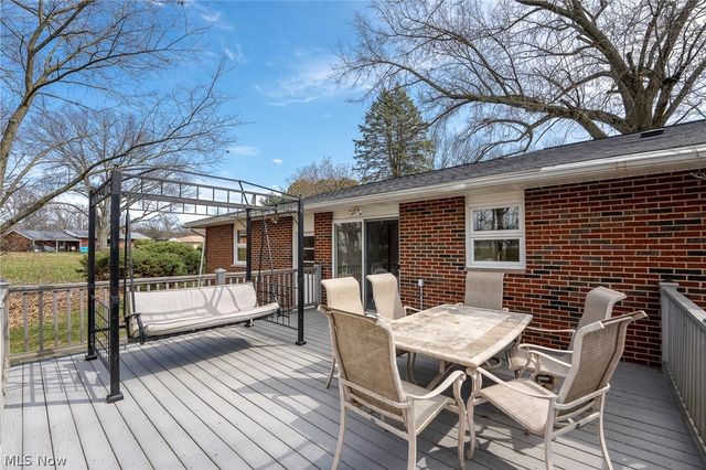 3844 Uncas Drive, Akron, OH 44319