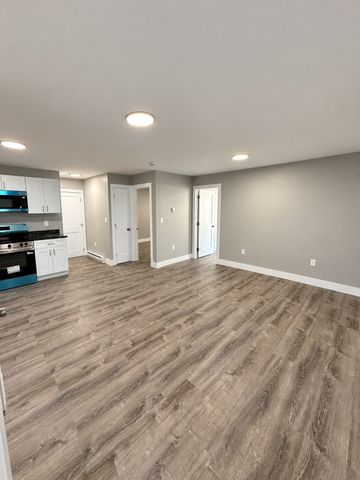 760 Cummins Highway 16, Boston, MA 02126