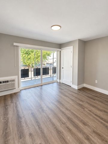 760 Cummins Highway 16, Boston, MA 02126