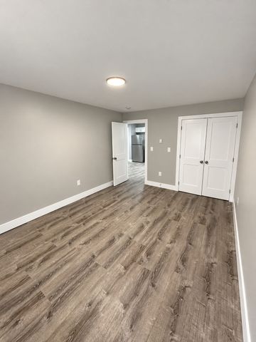 760 Cummins Highway 16, Boston, MA 02126