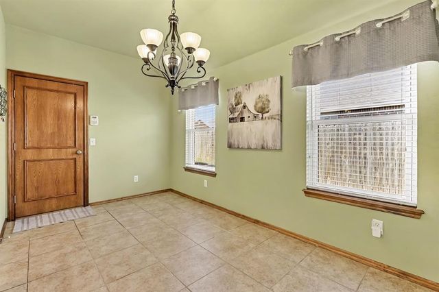 11305 NW 105th Street, Yukon, OK 73099