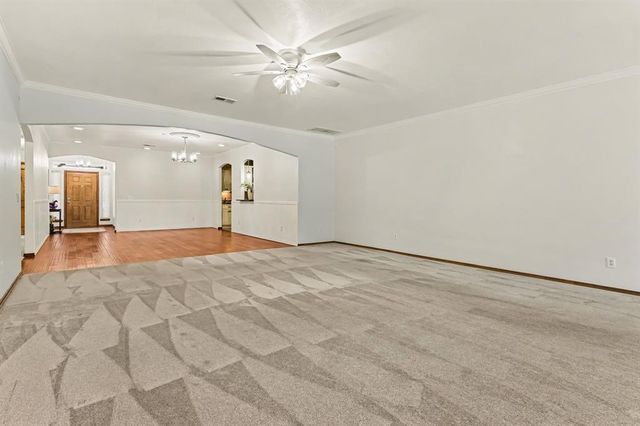 11305 NW 105th Street, Yukon, OK 73099