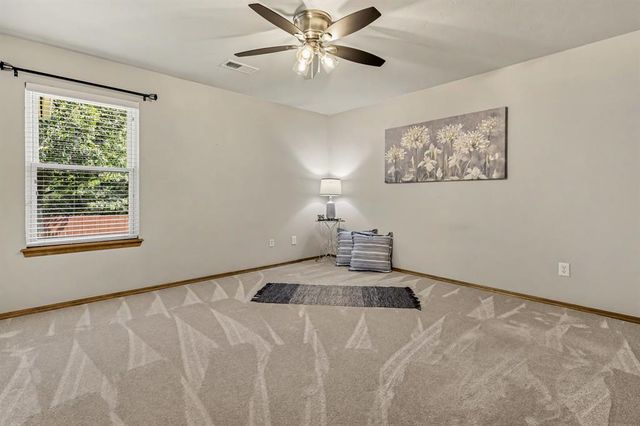 11305 NW 105th Street, Yukon, OK 73099