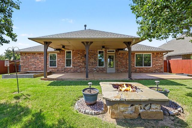 11305 NW 105th Street, Yukon, OK 73099