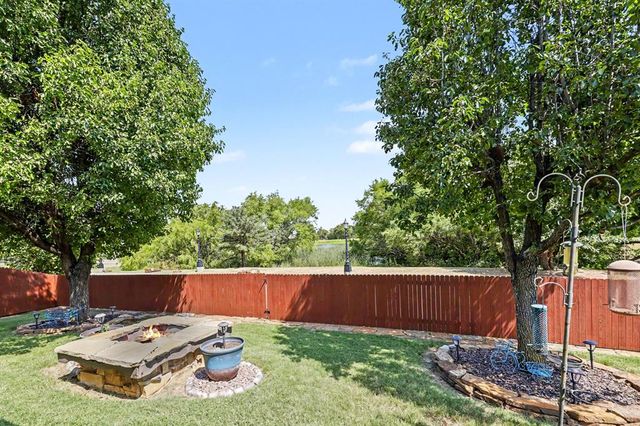 11305 NW 105th Street, Yukon, OK 73099