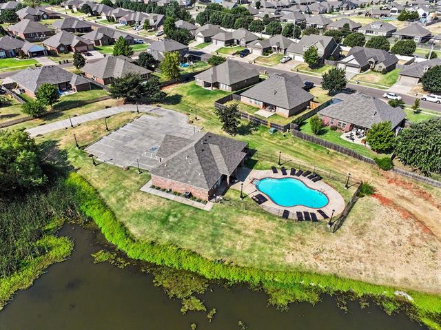 11305 NW 105th Street, Yukon, OK 73099