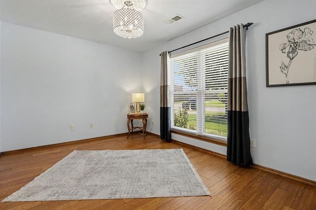 11305 NW 105th Street, Yukon, OK 73099