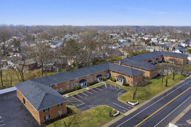 2531 Jerusalem Avenue 2G, North Bellmore, NY 11710