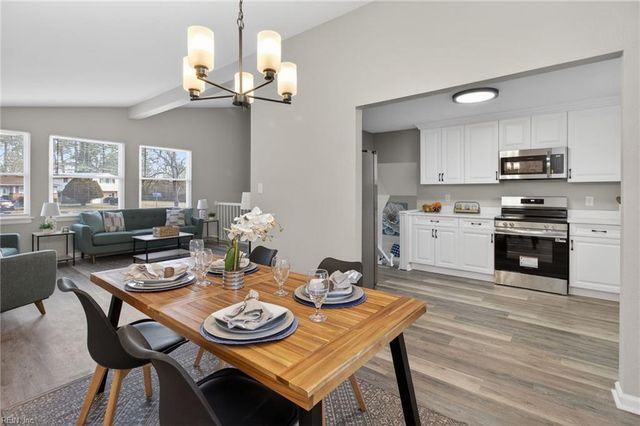 5537 Barnhollow RD, Norfolk, VA 23502