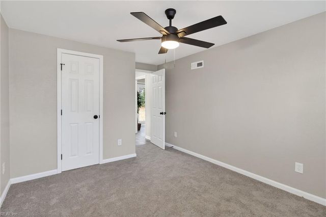 5537 Barnhollow RD, Norfolk, VA 23502