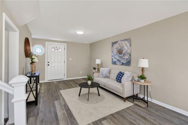 5537 Barnhollow RD, Norfolk, VA 23502