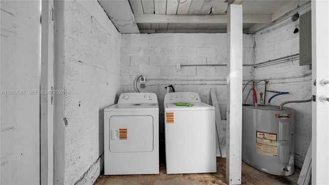 4285 SW 48th Ct, Dania Beach, FL 33314